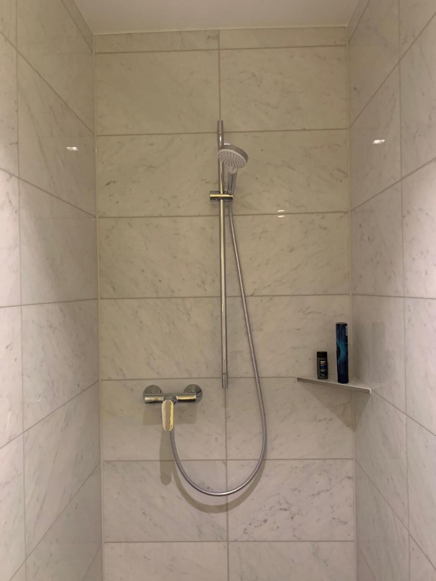 Mosaikhaus Smart Home Würselen Extérieur photo